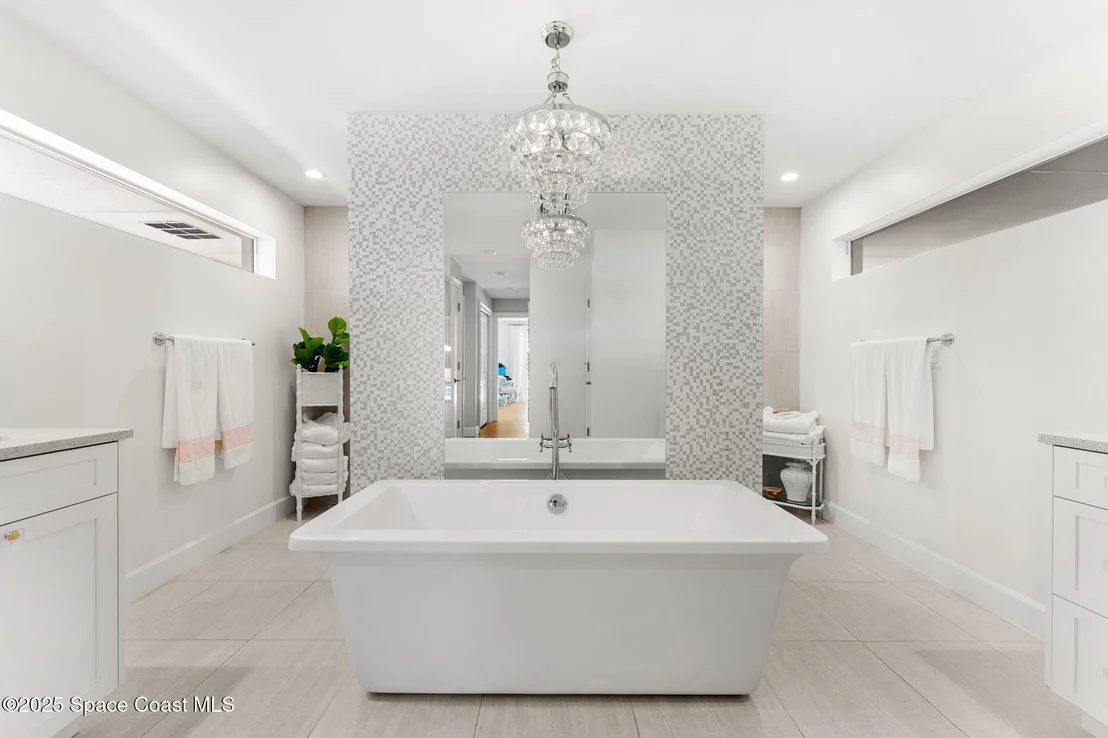 Photo of 606 Hibiscus Trail