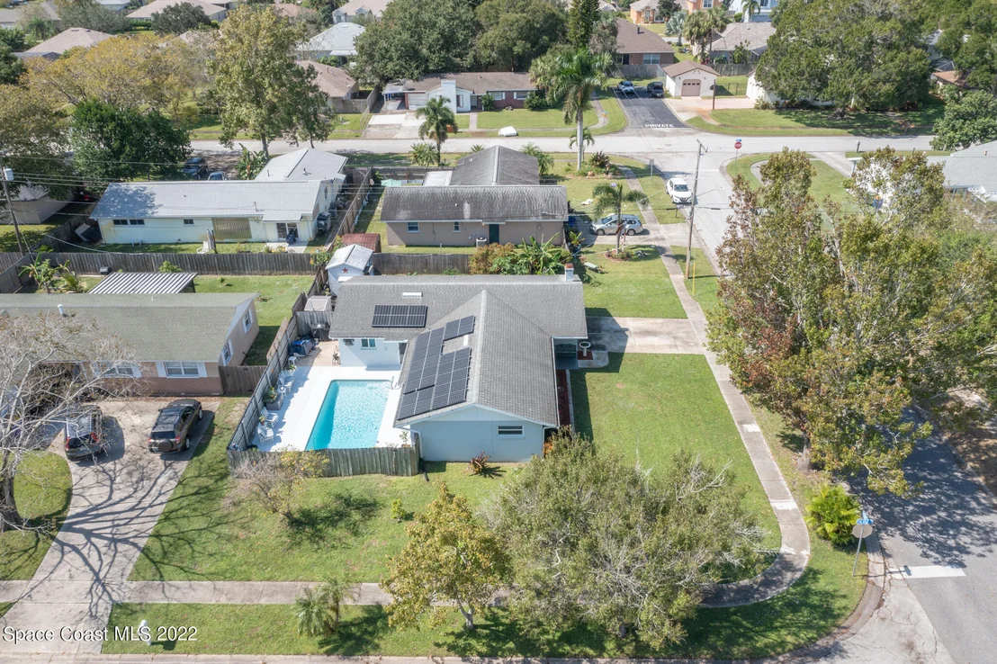 Photo of 1051 Fenway Drive