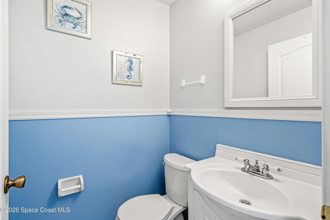 Photo of 685 Ashbury Avenue