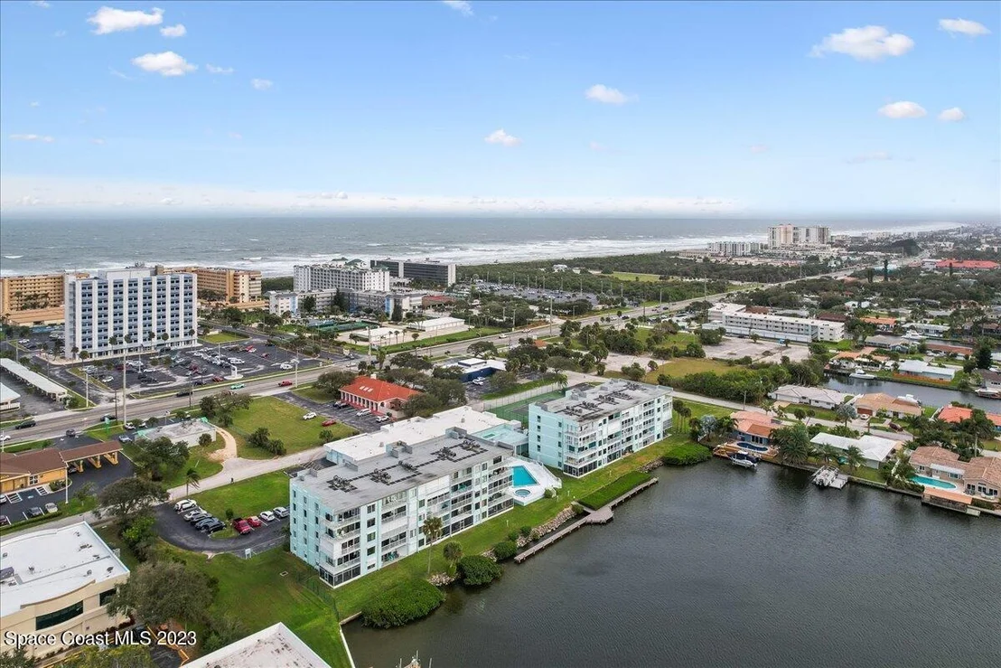 Photo of Unit 2202 at 1750 Commodore Boulevard
