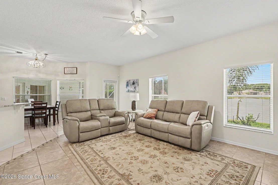 Photo of 423 Stonehenge Circle