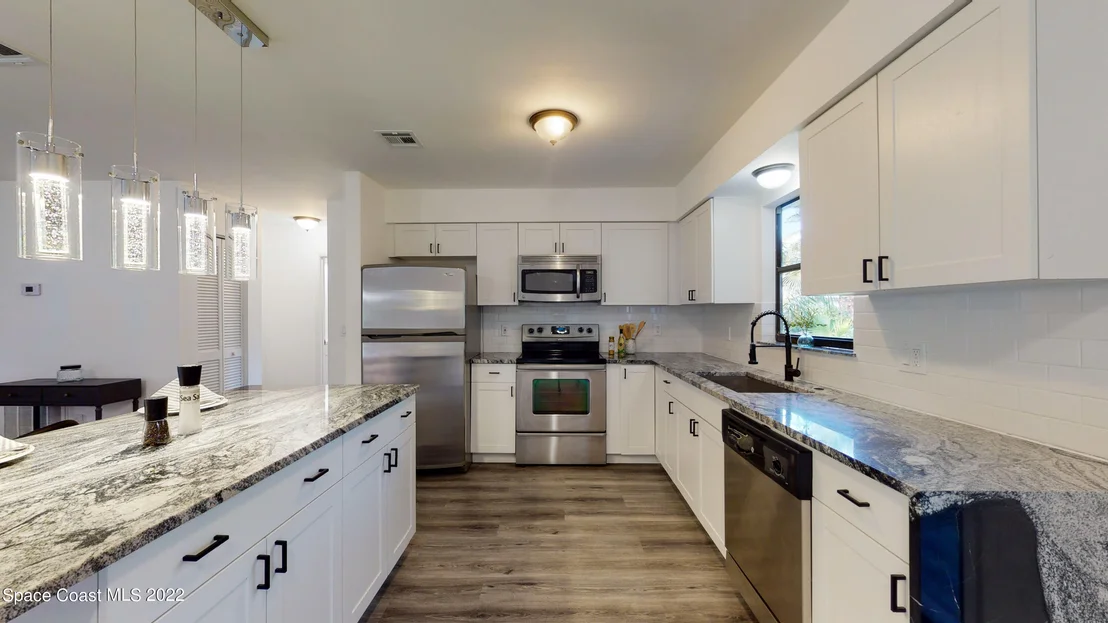 Photo of 1526 Dewitt Lane