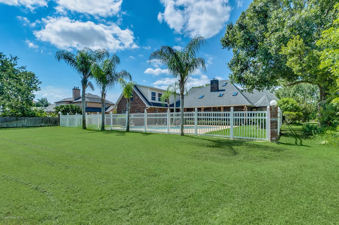 Photo of 3540 Charlton Place