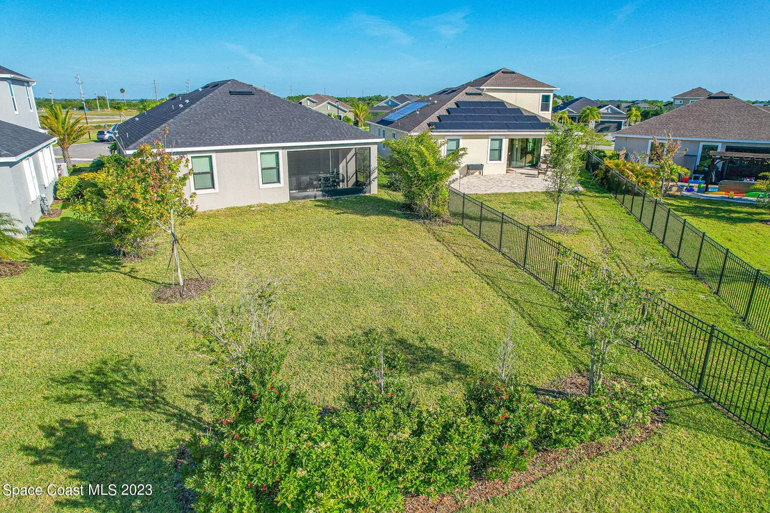 Photo of 7338 Bluemink Lane