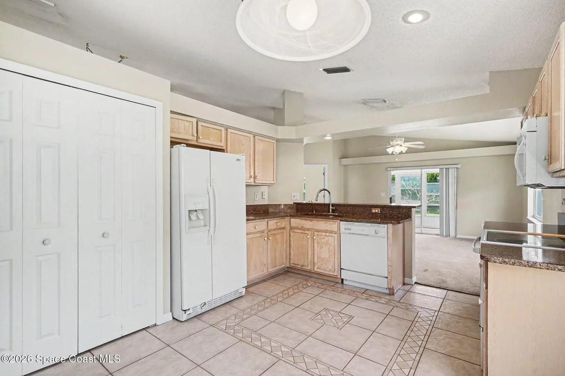 Photo of 8054 Bracken Lane