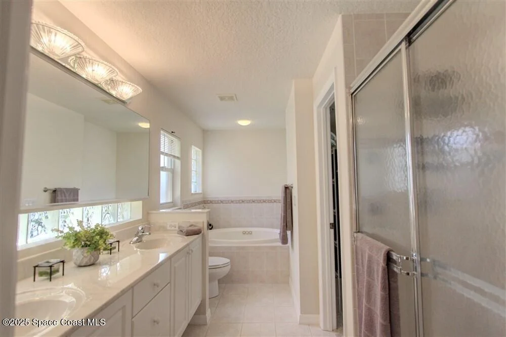 Photo of 2436 Addington Circle