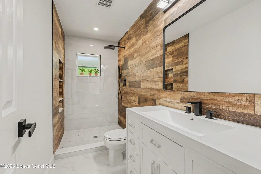 Photo of 2192 King Richard Road