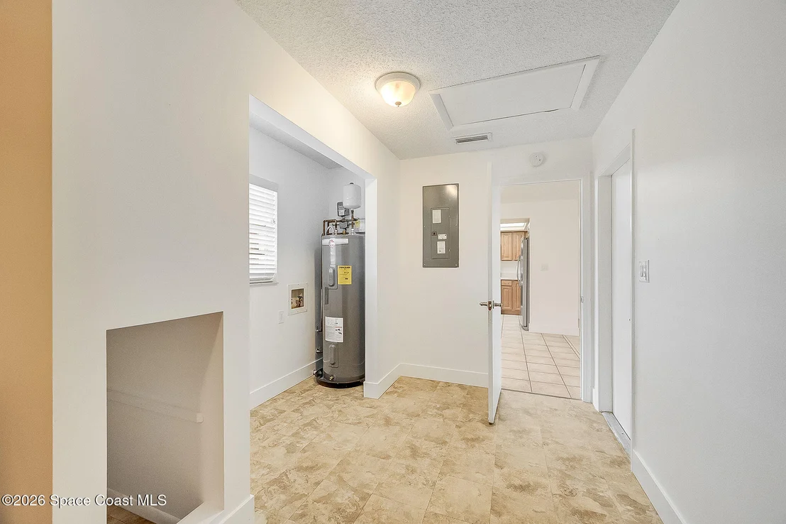 Photo of 722 Apollo Circle NE