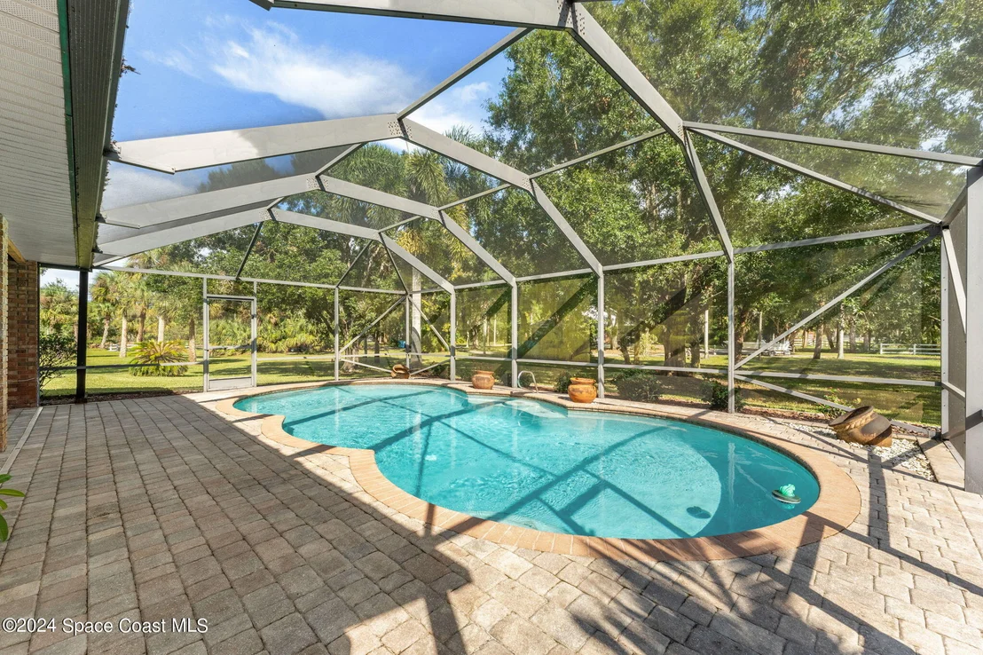 Photo of 3535 Grant Road
