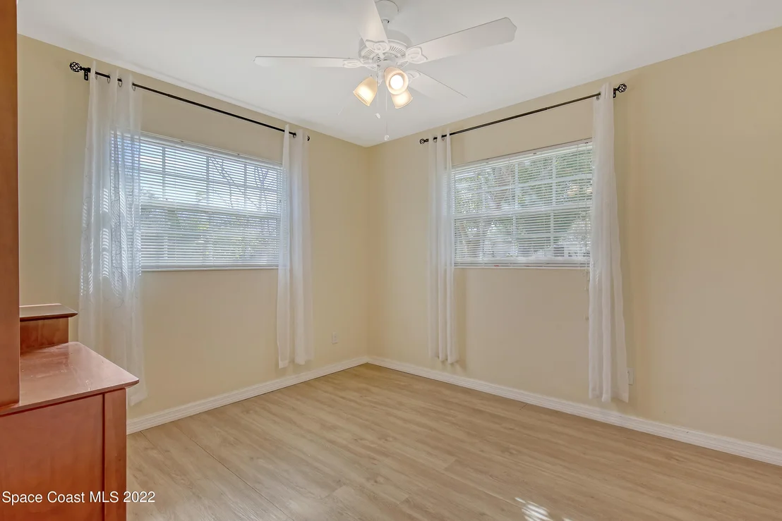 Photo of 972 Miracle Way