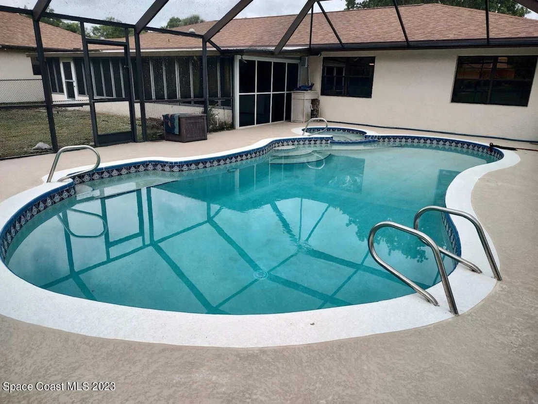 Photo of 3685 Deerwood Trail