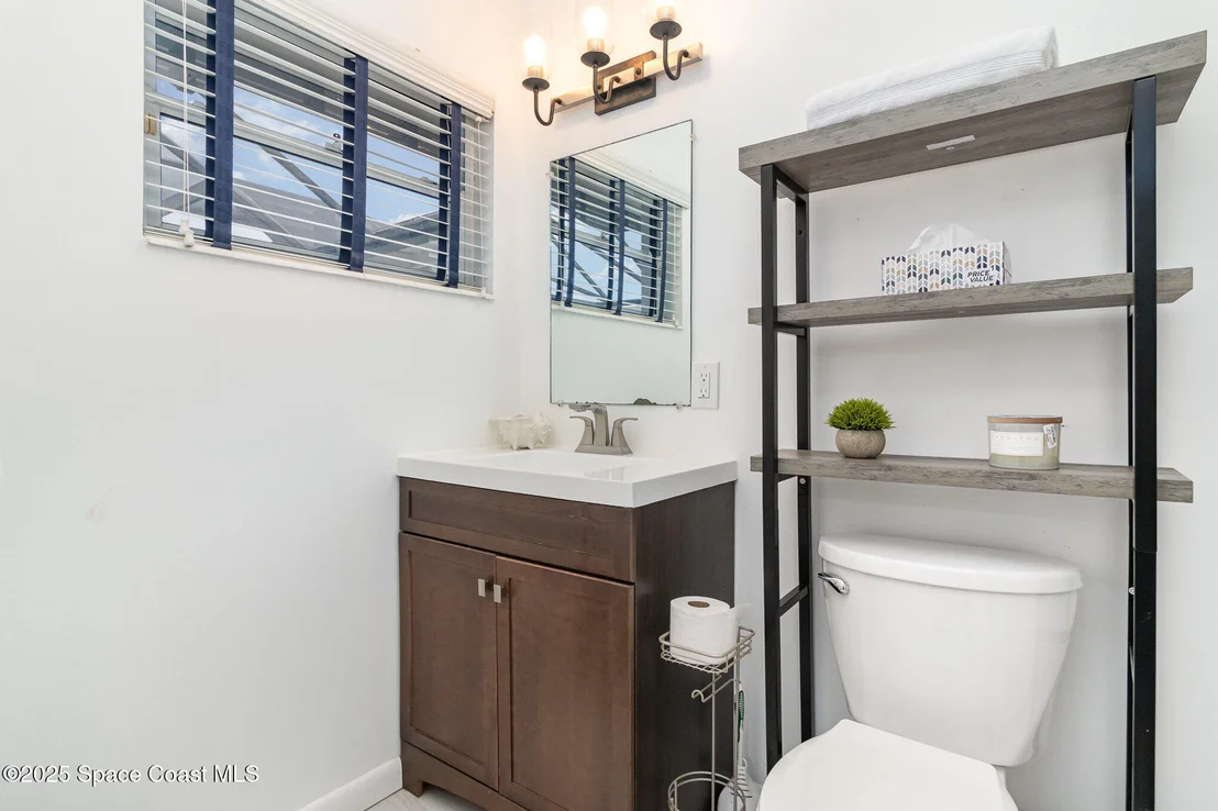 Photo of 107 Deleon Road