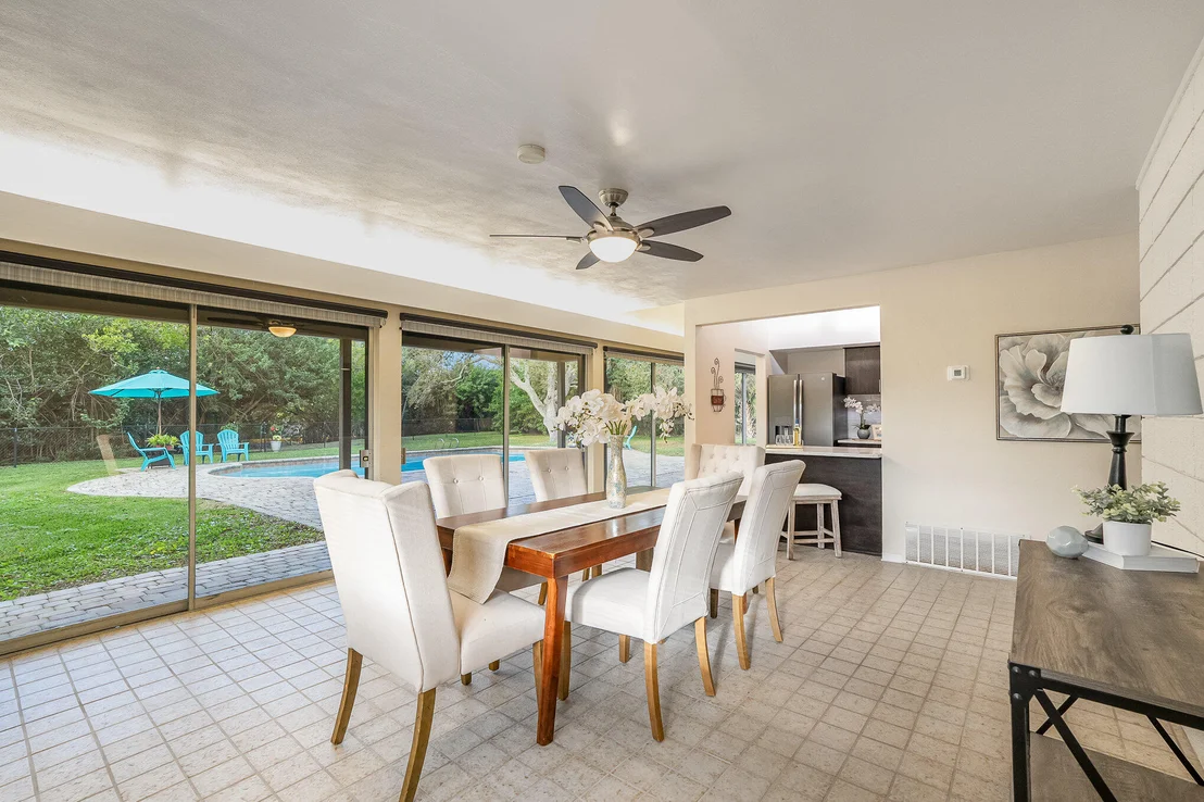 Photo of 68 W Bay Drive
