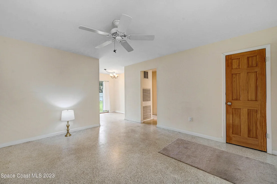 Photo of 1359 Ashwood Drive
