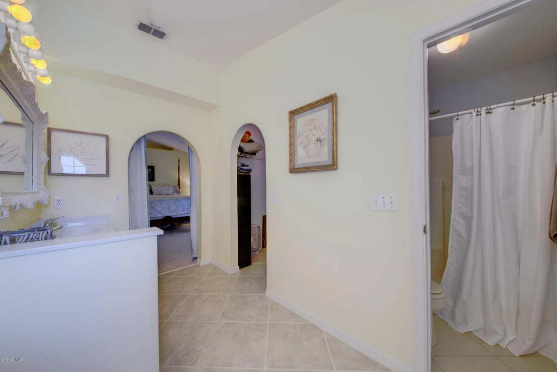 Photo of 8504 Ivanhoe Drive