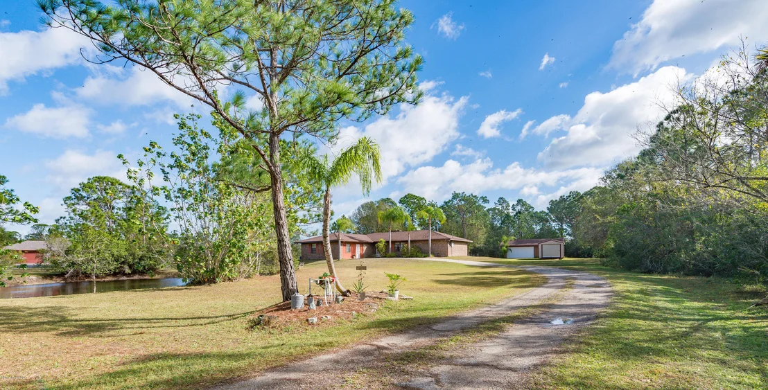 Photo of 2835 Beran Lane