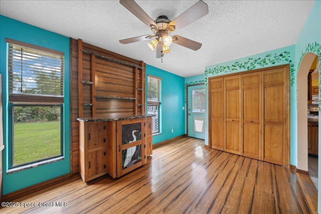 Photo of 1647 Elmhurst Circle SE