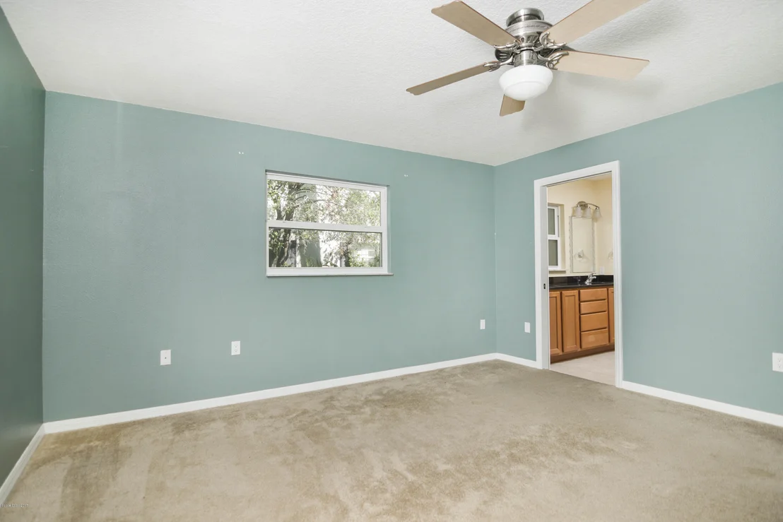Photo of 1356 Gleneagles Way