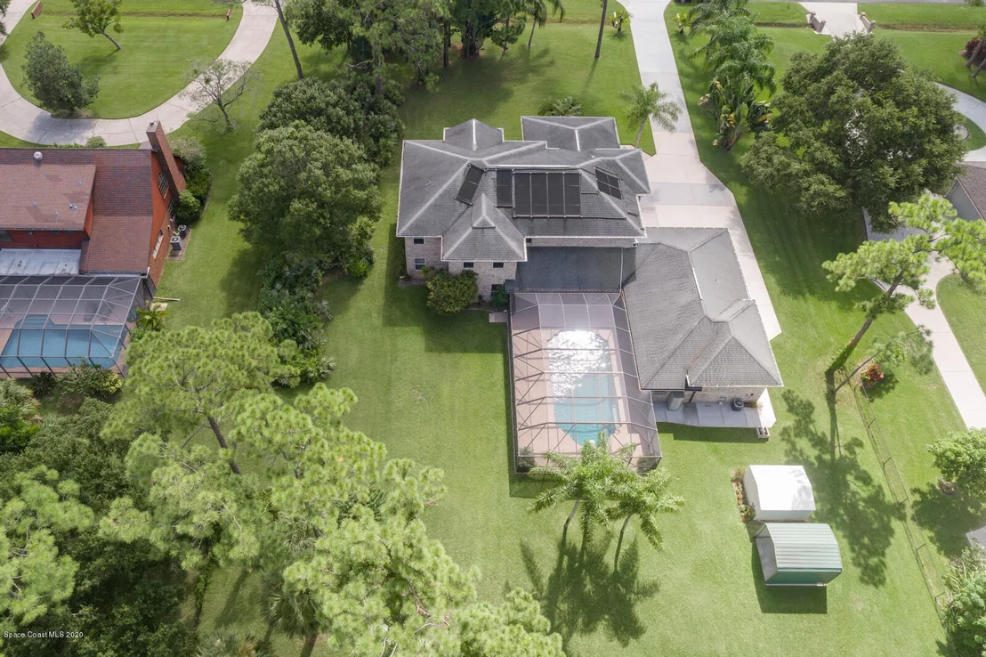 Photo of 2240 Pine Meadow Avenue
