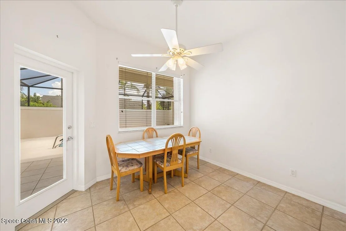 Photo of 4523 Long Lake Road