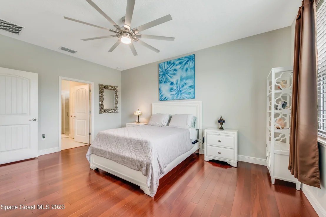 Photo of 450 River Square Lane