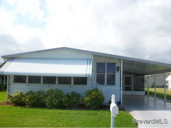 Photo of 551 Ruth