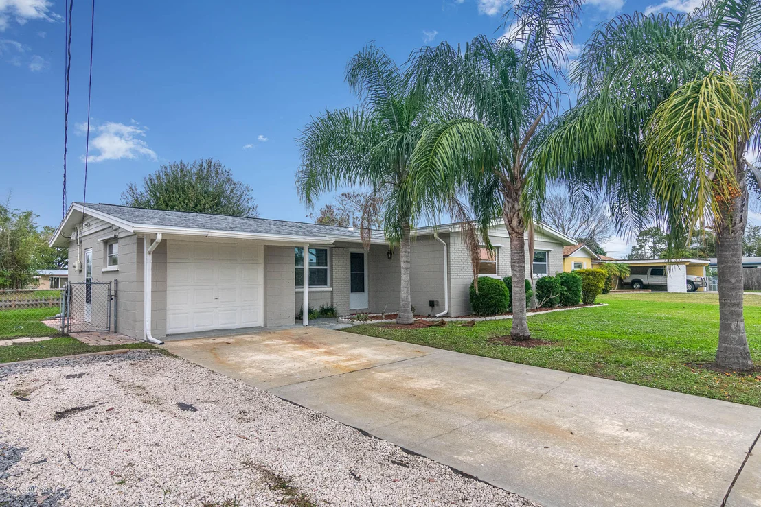 Photo of 1303 Estridge Drive