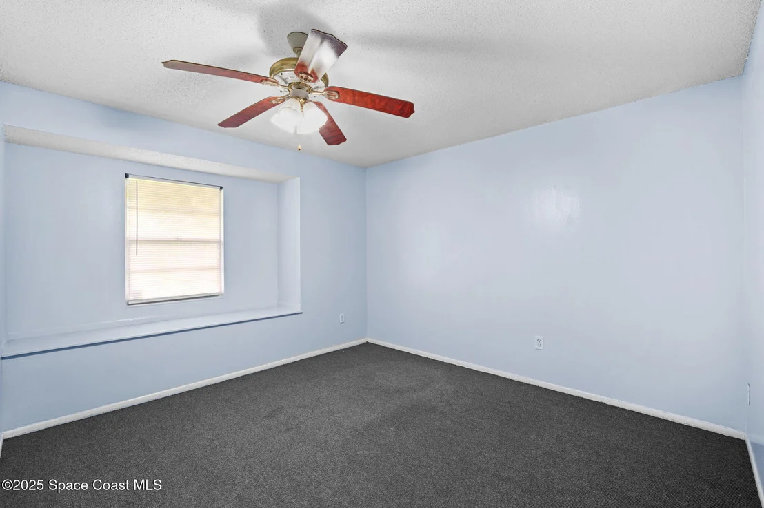 Photo of 1030 Cable Lane NE