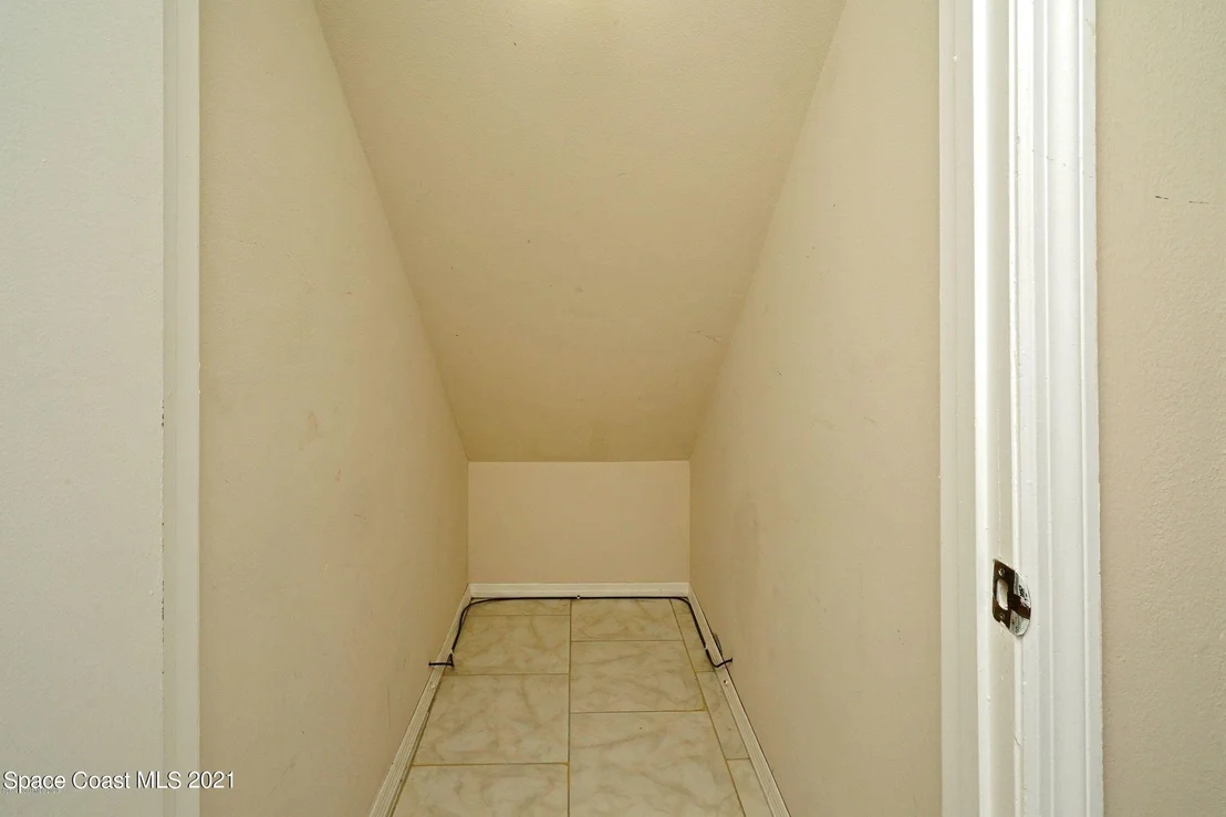Photo of 1098 Goldenrod Circle NE