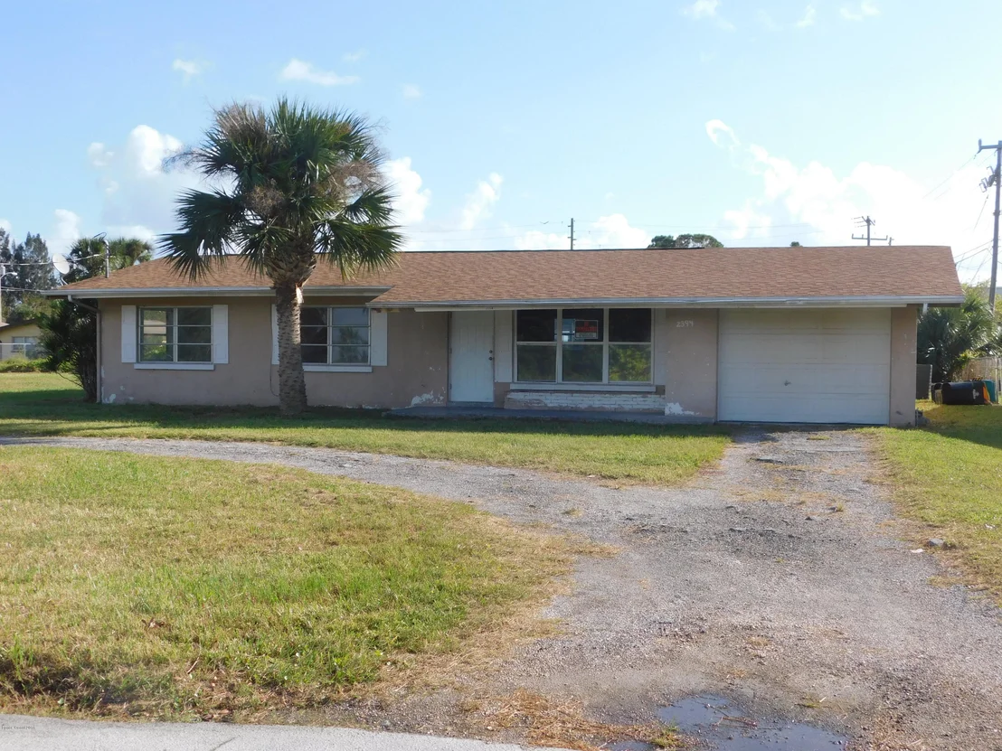 Photo of 2394 Shenandoah Road NE