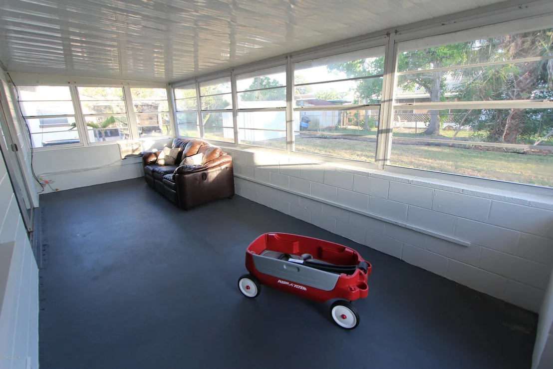 Photo of 983 Sarazen Drive