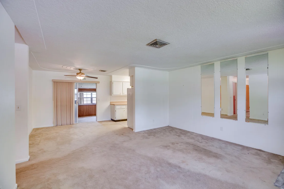 Photo of 1027 Green Road