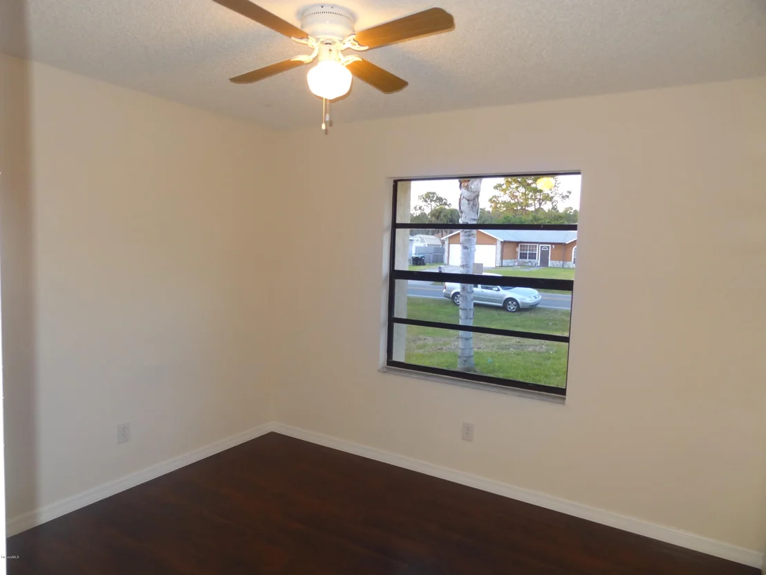 Photo of 1774 NW Pace Drive