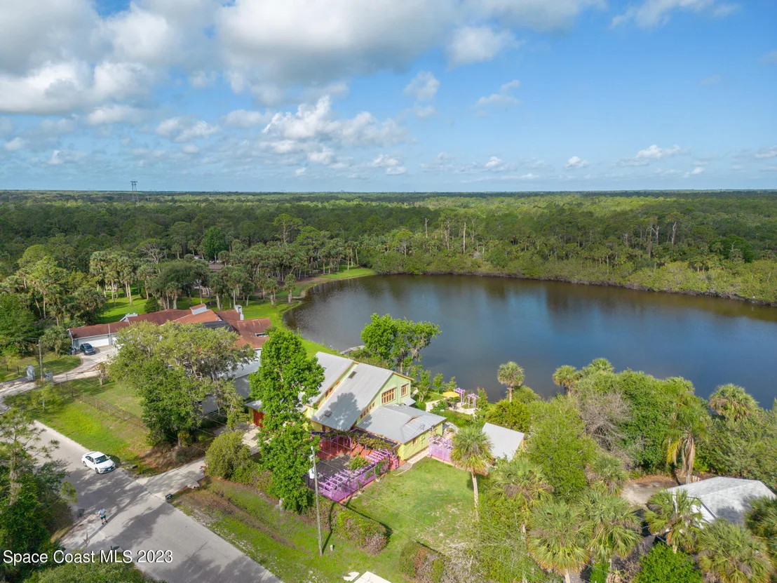 Photo of 360 Rest Haven Road