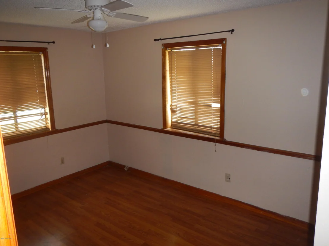 Photo of 3477 Jupiter Boulevard SE