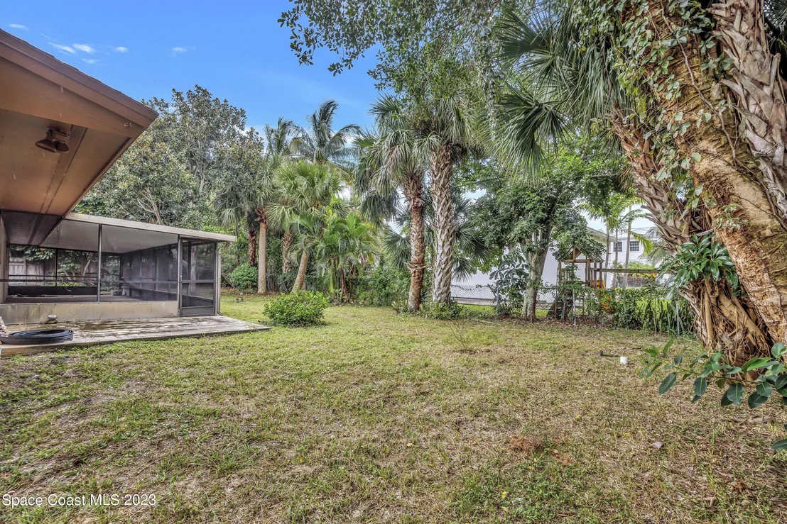 Photo of 521 Andrews Drive