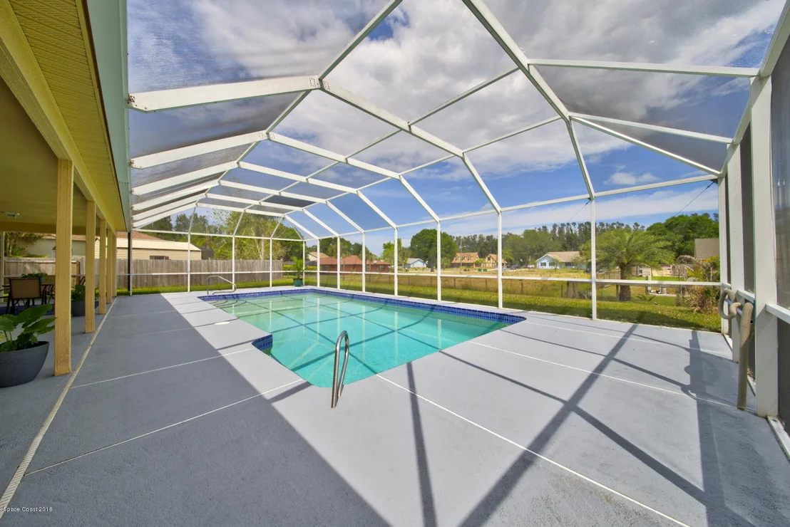 Photo of 1468 Wellington Circle