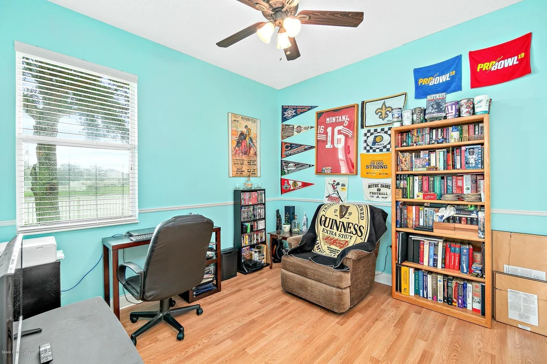 Photo of 1541 Bridgeport Circle