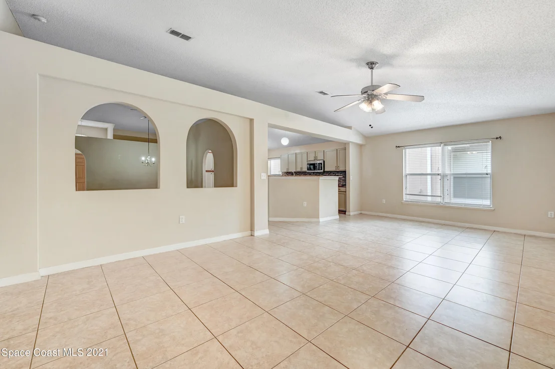 Photo of 1813 Sorento Circle