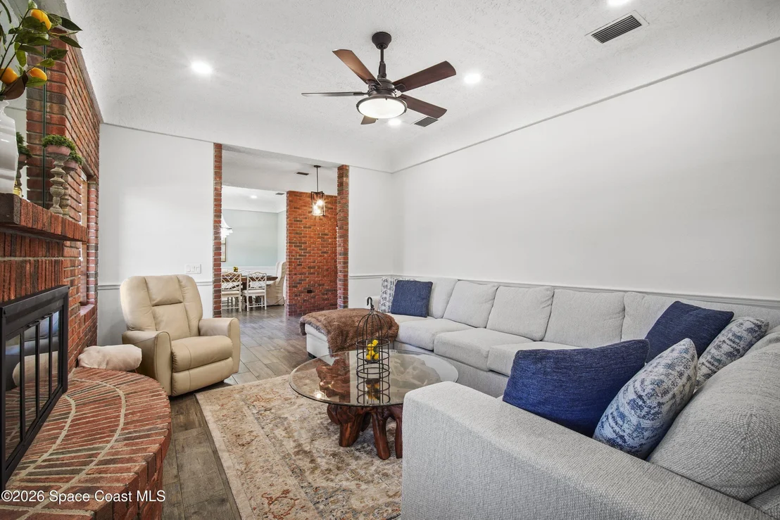 Photo of 572 Lake Ashley Circle