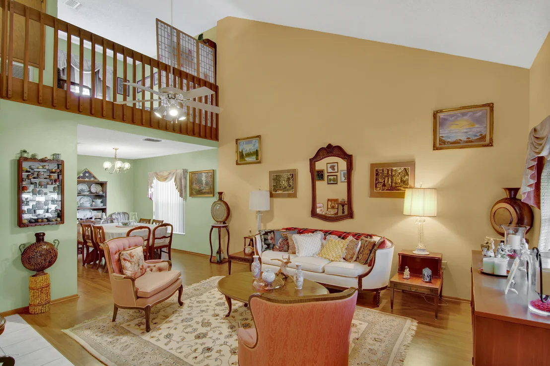 Photo of 1748 Clover Circle