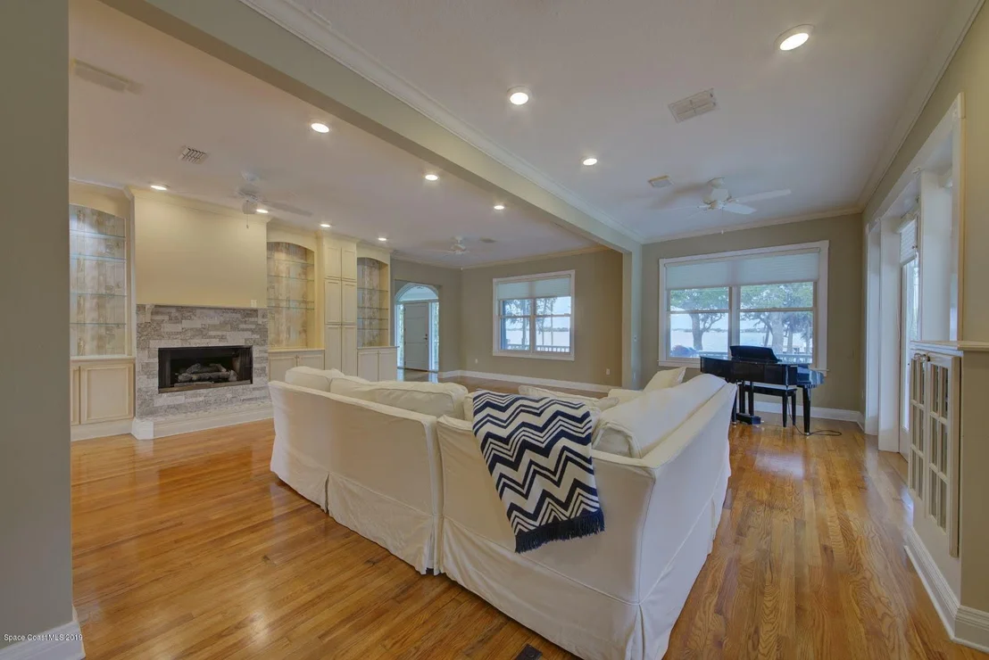 Photo of 1511 Rockledge Drive