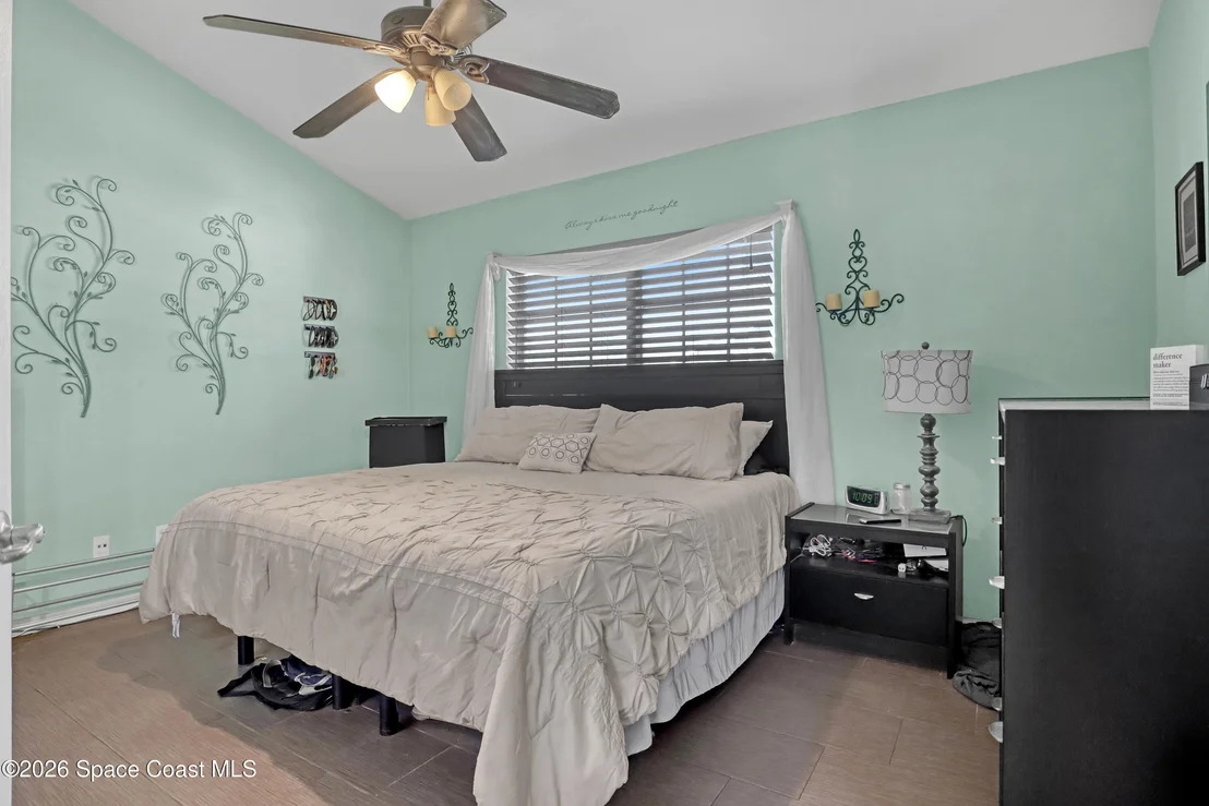 Photo of 1432 Old Millpond Road