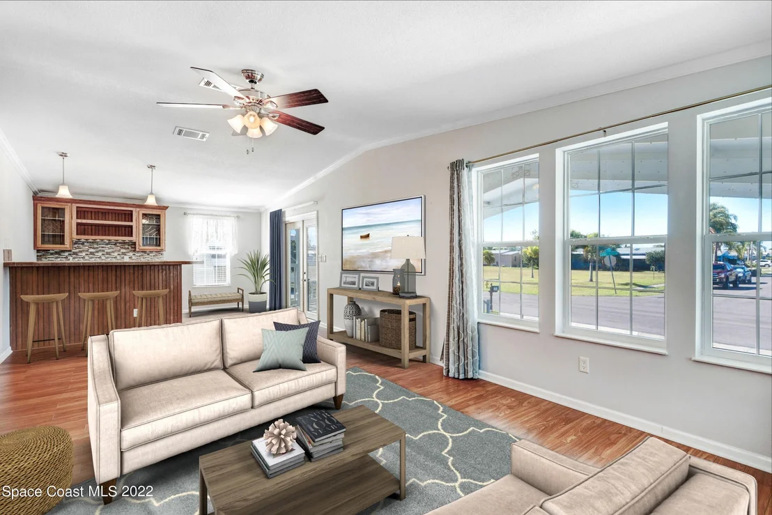Photo of 2353 Coconut Palm Drive NE