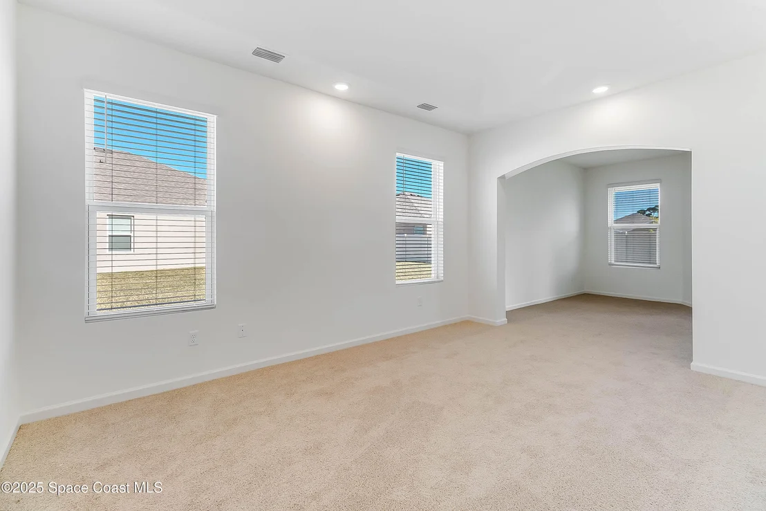 Photo of 7075 Serpentine Court