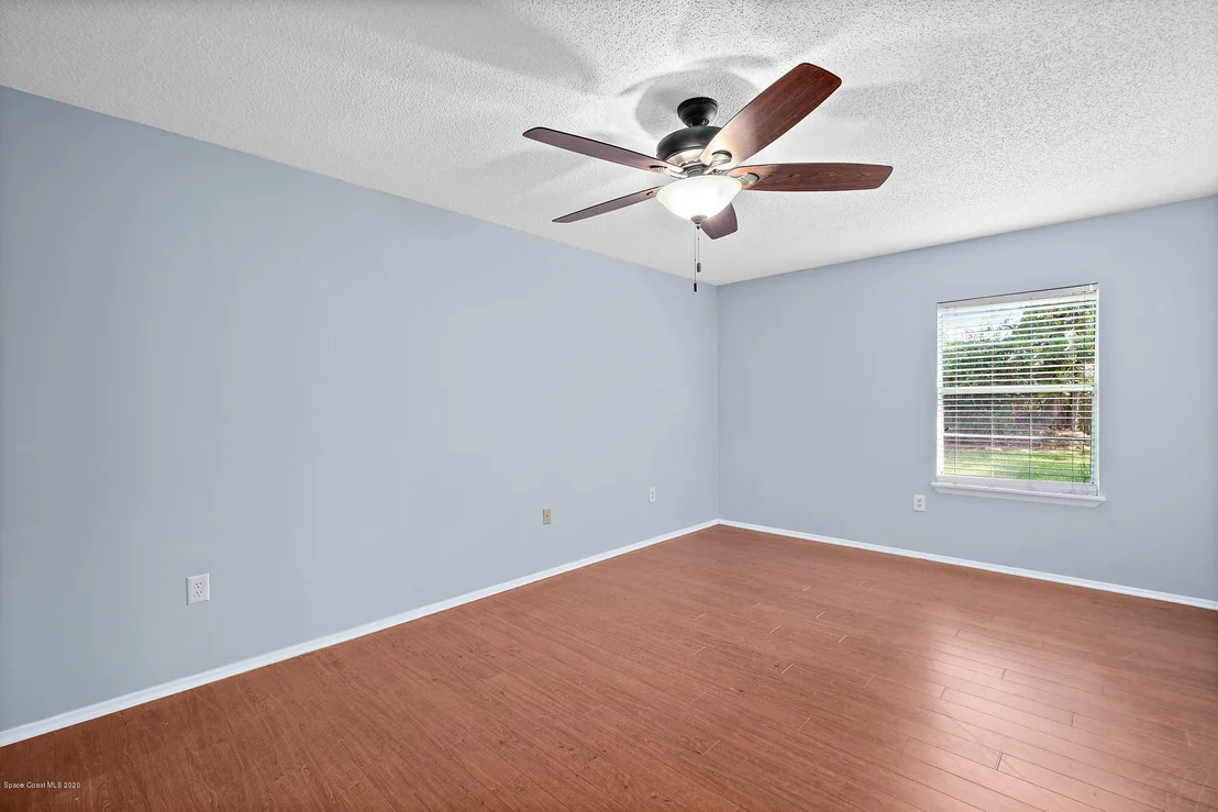 Photo of 6437 Fairchild Avenue