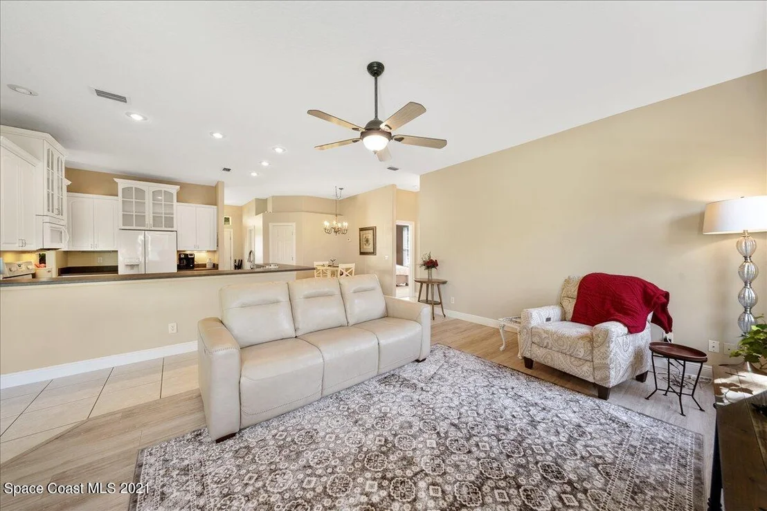 Photo of 1150 Spring Oak Drive