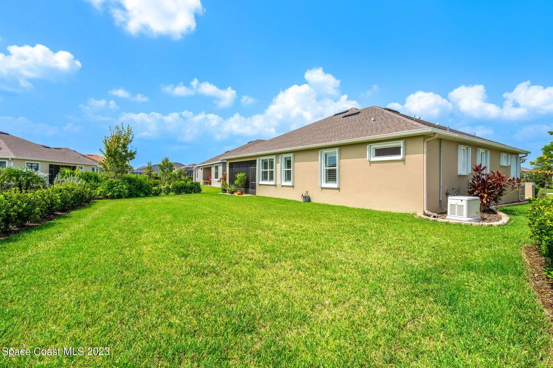 Photo of 3387 Caviston Way