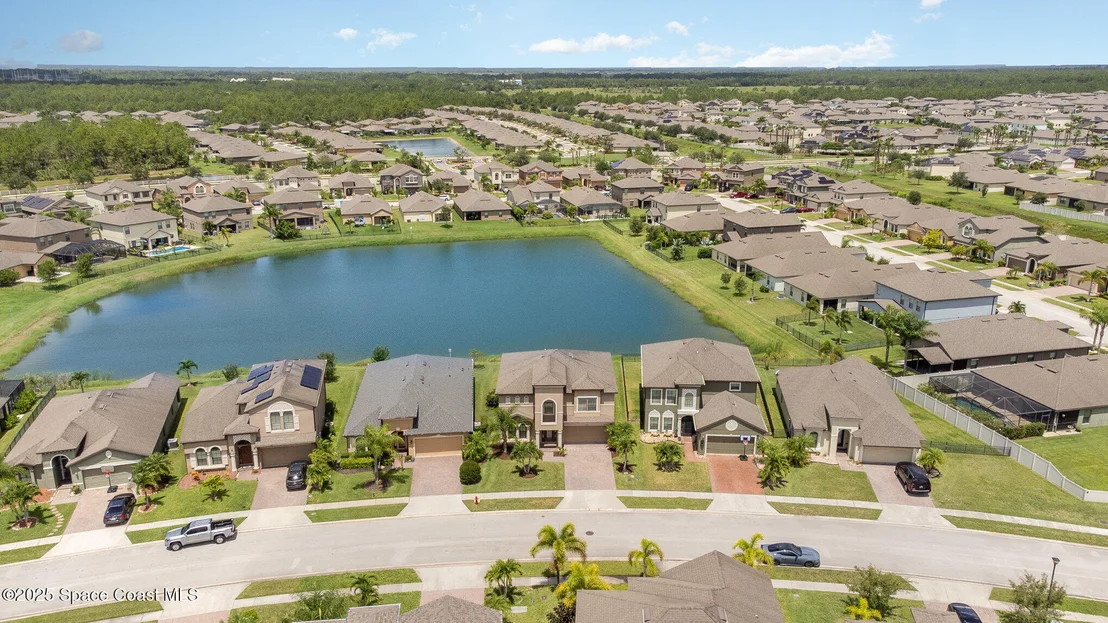 Photo of 889 Fiddleleaf Circle