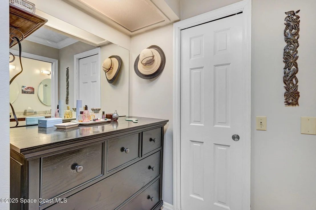 Photo of 847 Kerry Downs Circle